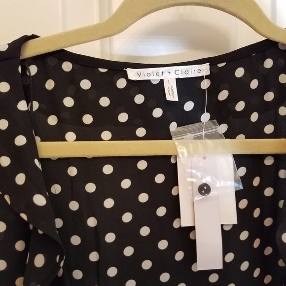 blouse - Picture 3 of 3